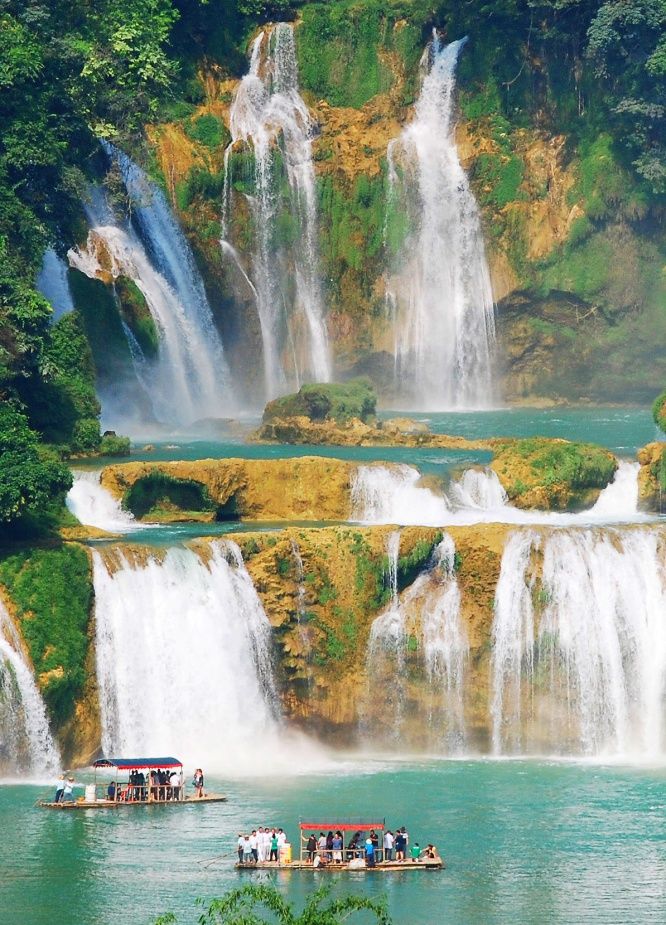 Ban Gioc waterfall on the Vietnam and China border in Cao Bang, with bamboo rafts below