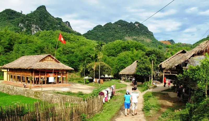 Stilt houses and rice fields in the Mai Chau valley, northern Vietnam