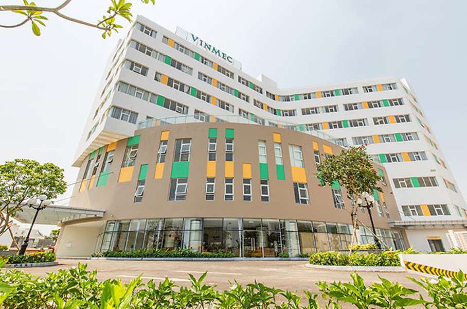 The entrance of a Vinmec international hospital in Vietnam