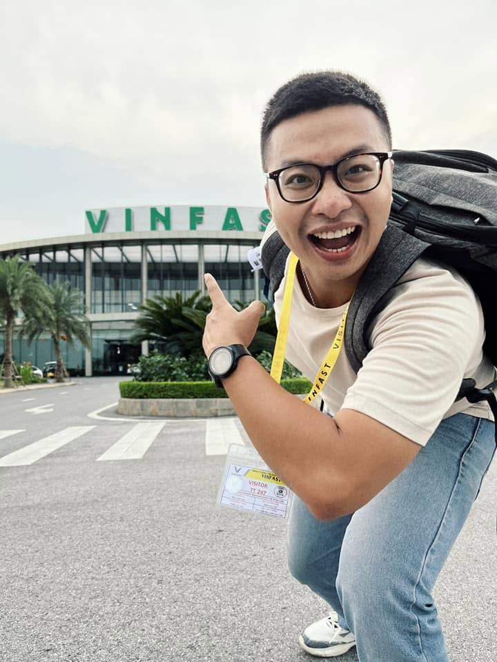 Cuong, known to foreign guests as Kevin, founder of Vietnam Pickleball Travel