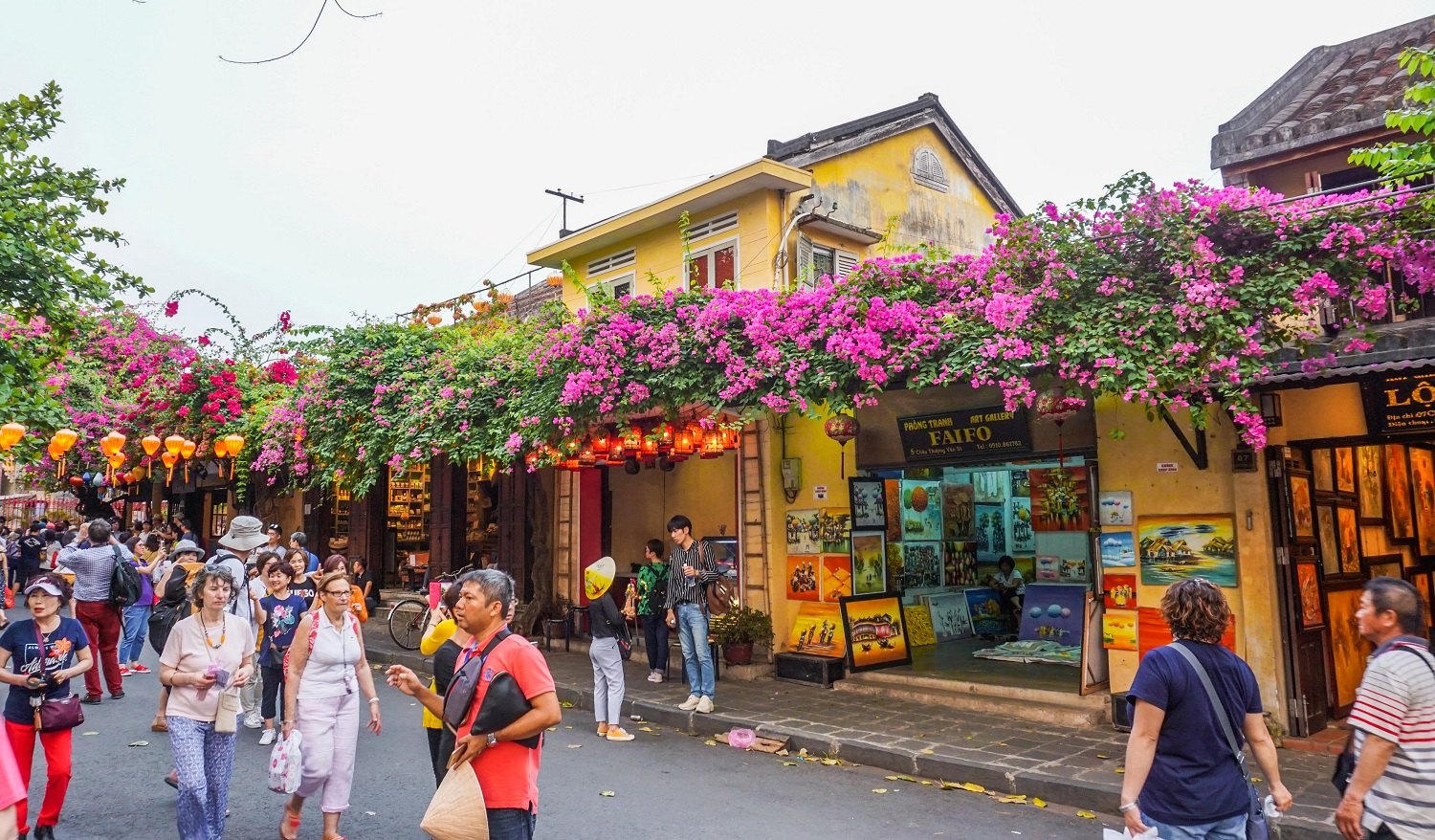 A guided walk through Hoi An's Old Quarter
