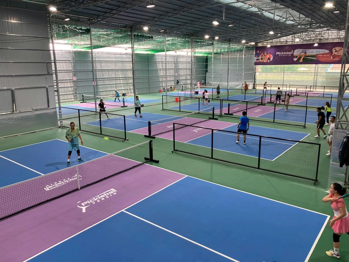 Drop-in pickleball session, Da Lat (optional)