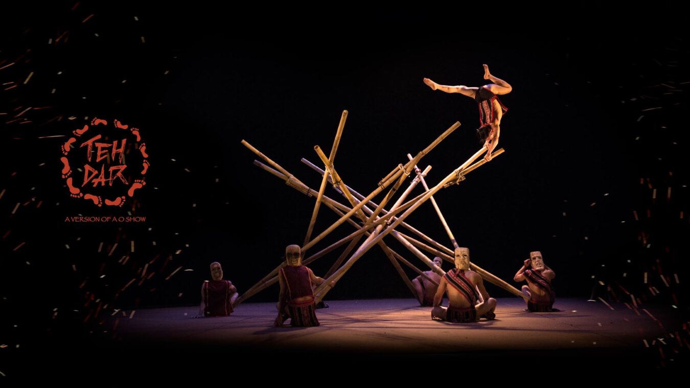 Performers in the acrobatic Teh Dar show near Hoi An